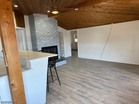 9 Mac Donald Road West Milford NJ 07421