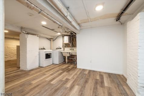 157 Forest Street Montclair NJ 07042