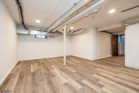 157 Forest Street Montclair NJ 07042