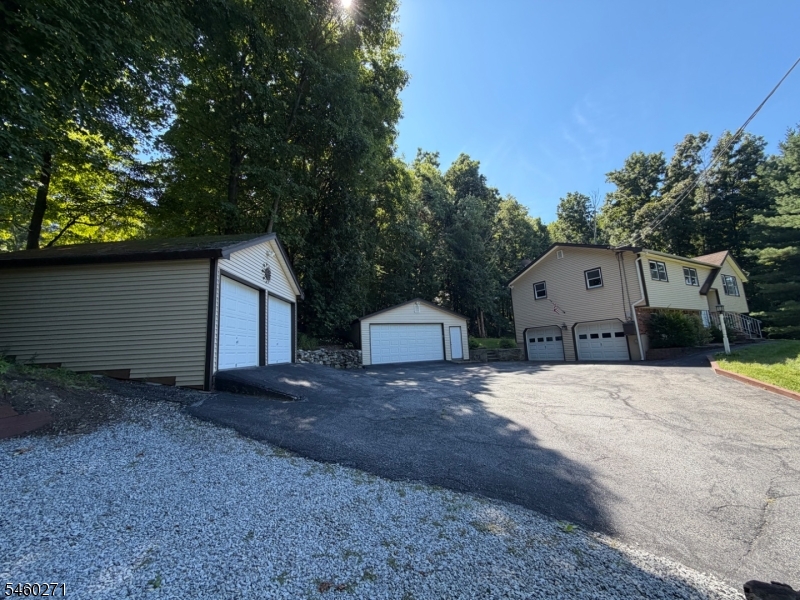 1624 County Road 565 Vernon NJ 07461