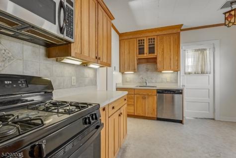 40 Franklin Place Morris Plains NJ 07950
