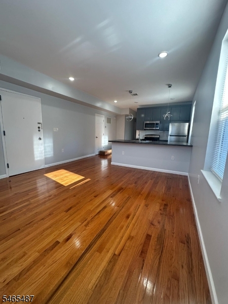 10 Walter Place Irvington NJ 07111