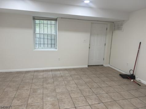 87 Chadwick Avenue Newark NJ 07108