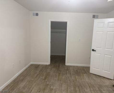 87 Chadwick Avenue Newark NJ 07108