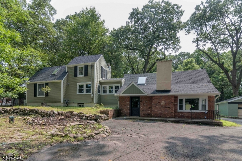 496 Manchester Avenue North Haledon NJ 07508