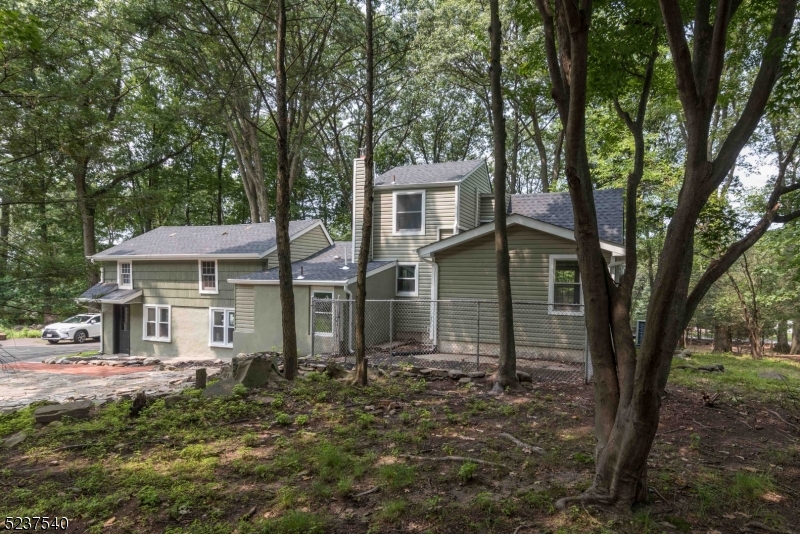 496 Manchester Avenue North Haledon NJ 07508