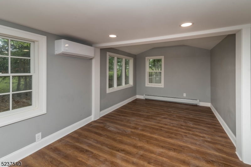 496 Manchester Avenue North Haledon NJ 07508
