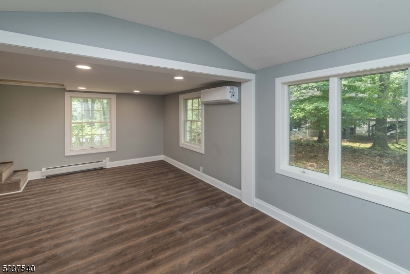496 Manchester Avenue North Haledon NJ 07508