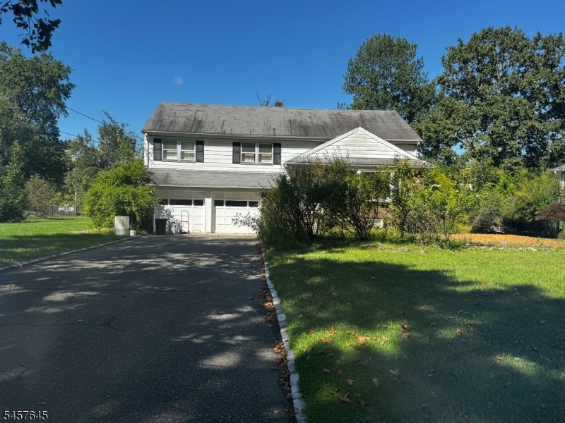 14 Blackstone Drive Livingston NJ 07039