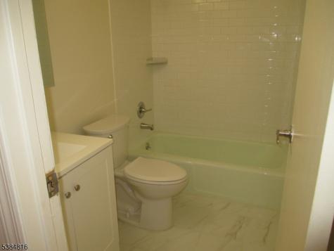181 Long Hill Little Falls NJ 07424