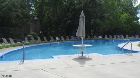 181 Long Hill Little Falls NJ 07424