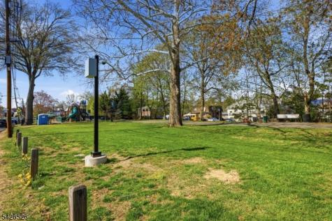 39 Wilmore Road Little Falls NJ 07424