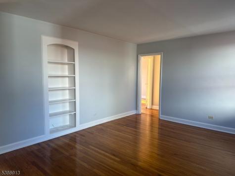 160 Gordonhurst Montclair NJ 07043