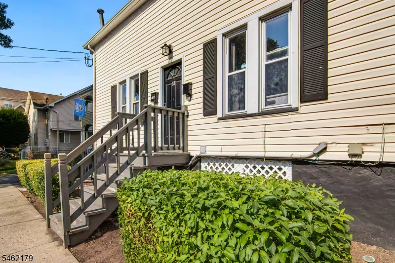 18 Jersey Street Bloomfield NJ 07003