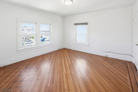 519 Westminster Avenue Elizabeth NJ 07208