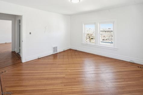 519 Westminster Avenue Elizabeth NJ 07208