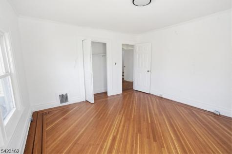 519 Westminster Avenue Elizabeth NJ 07208