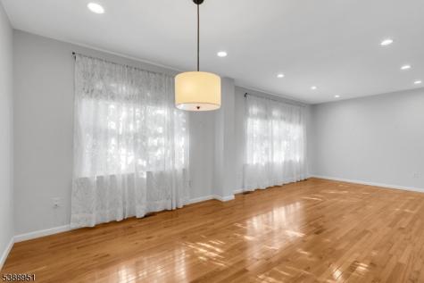 22 Honeyman Road Bernards NJ 07920