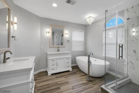 22 Honeyman Road Bernards NJ 07920