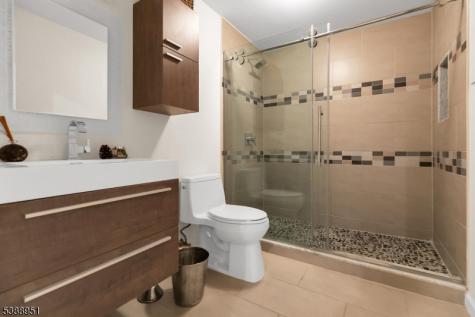 22 Honeyman Road Bernards NJ 07920