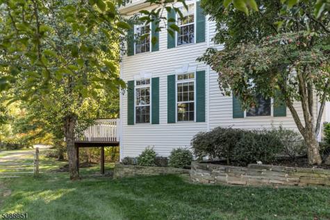22 Honeyman Road Bernards NJ 07920