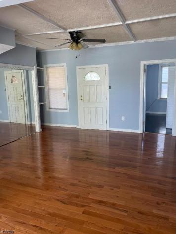 17 Walnut Terrace Bloomfield NJ 07003