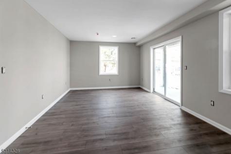 862 E Jersey Street Elizabeth NJ 07201