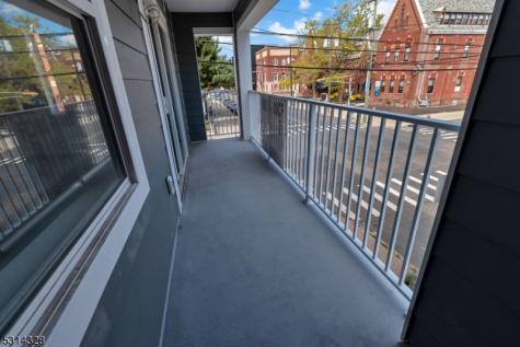 862 E Jersey Street Elizabeth NJ 07201