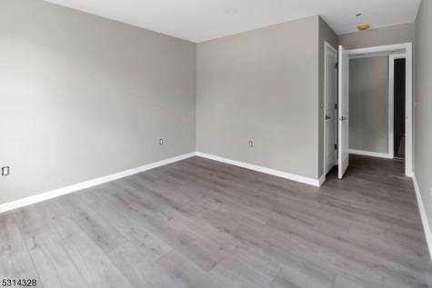 862 E Jersey Street Elizabeth NJ 07201