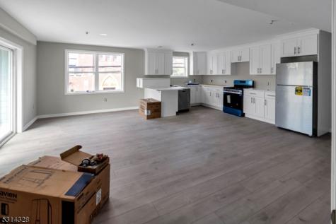 862 E Jersey Street Elizabeth NJ 07201