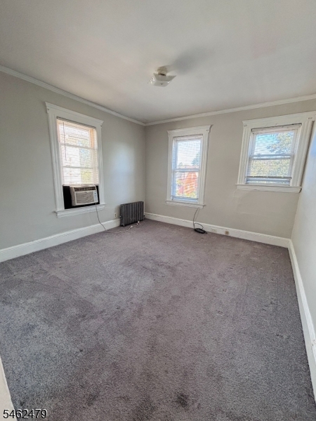 64 Avenue C Lodi NJ 07644