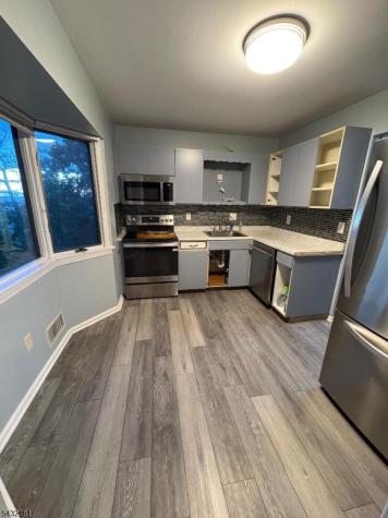 270 Silleck Street Clifton NJ 07013