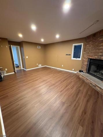 270 Silleck Street Clifton NJ 07013