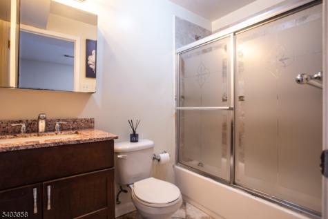 171 Clifford St, Unit 1 Newark NJ 07105