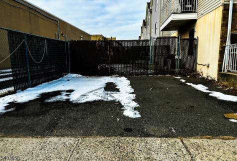 171 Clifford St, Unit 1 Newark NJ 07105