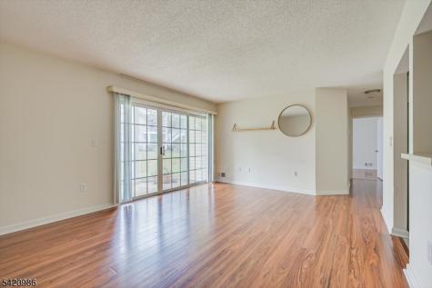 69 Amberly Court Franklin NJ 08823