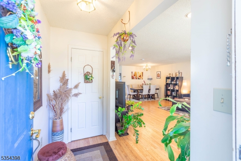 65 Balboa Lane Franklin NJ 08823