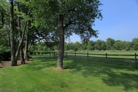 96 Pickle Road Washington NJ 07830