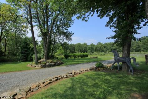 96 Pickle Road Washington NJ 07830