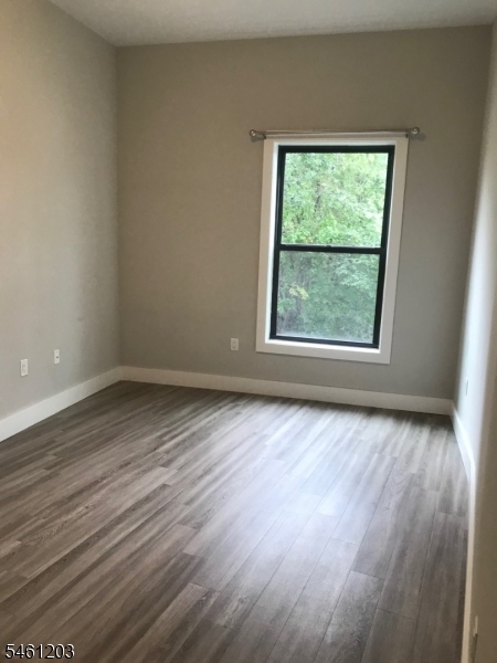22 Center Street Metuchen NJ 08840