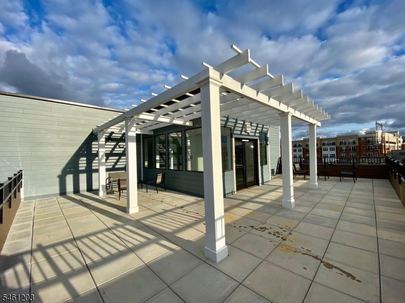 22 Center Street Metuchen NJ 08840