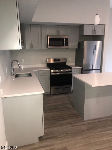 22 Center Street Metuchen NJ 08840