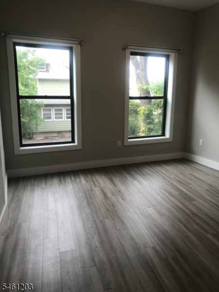 22 Center Street Metuchen NJ 08840