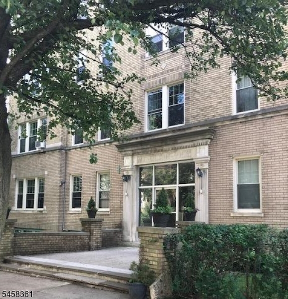 16 Seymour Street Montclair NJ 07042