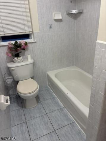 41 Wainwright Street Newark NJ 07112