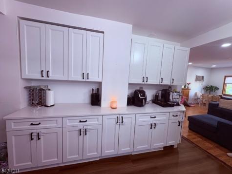 344 Valley Brook Avenue Lyndhurst NJ 07071