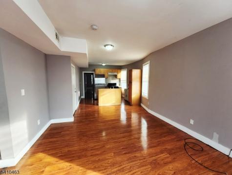 146 Hollywood Avenue East Orange NJ 07018