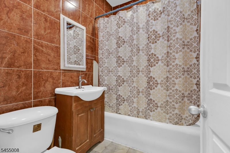 688 Passaic Avenue Nutley NJ 07110