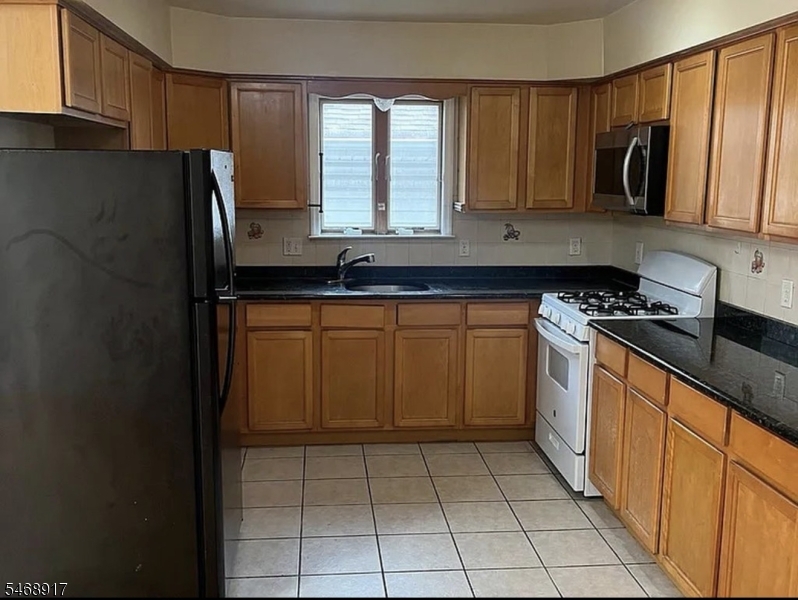 209 South Street Jersey City NJ 07307