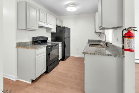 65 Montgomery Ave U1 Irvington NJ 07111